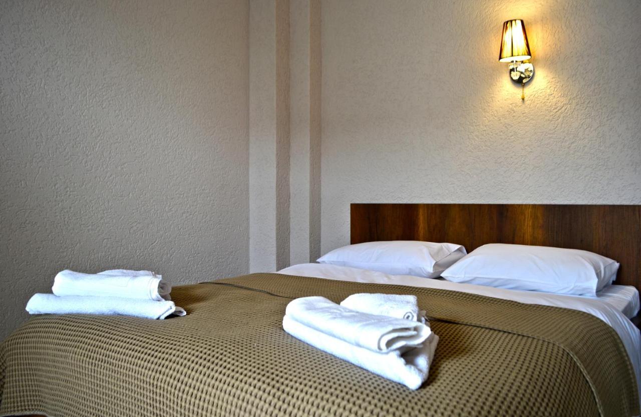 G&G Hotel Тбилиси Екстериор снимка