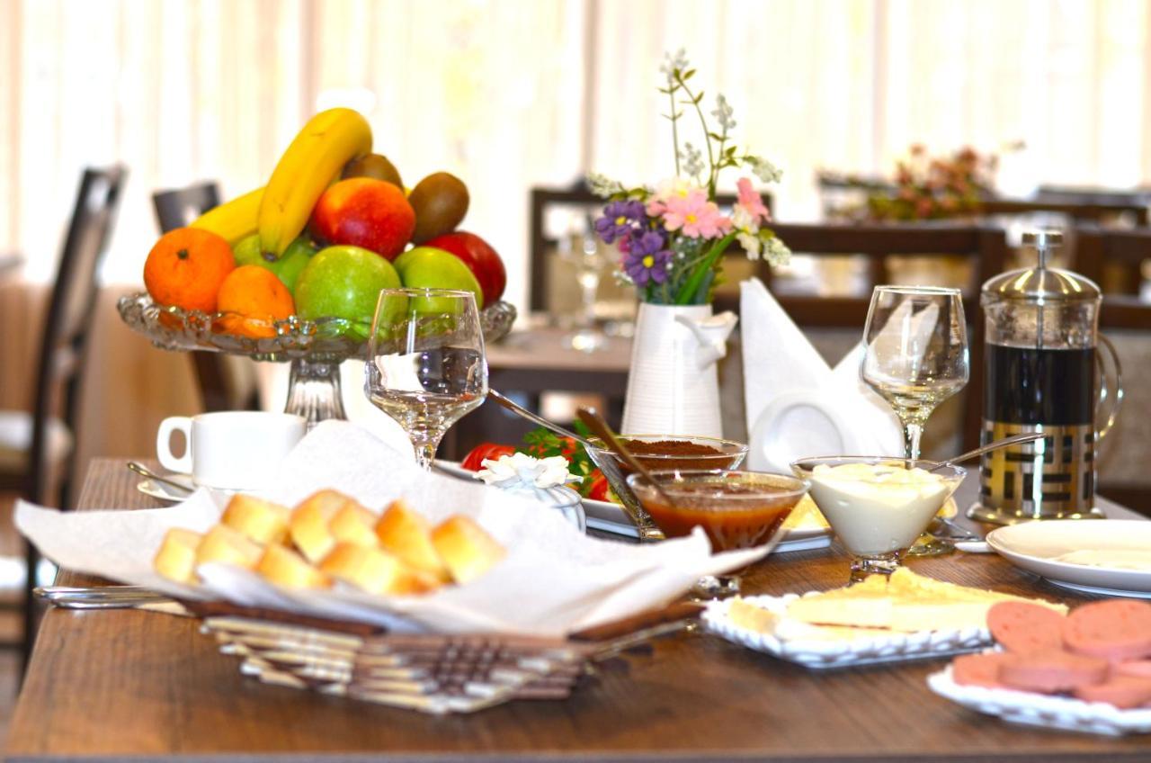 G&G Hotel Тбилиси Екстериор снимка